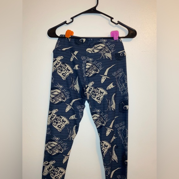 New NBC LuLaRoe Leggings - Picture 3 of 5